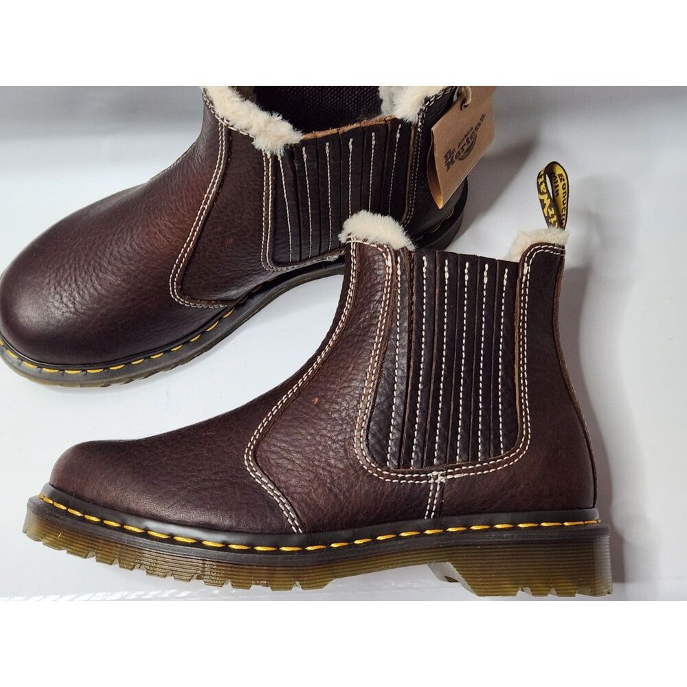 Dr. Martens 2976 Leonore II WarmWair Chelsea Boots Women’s 8 Dark Brown